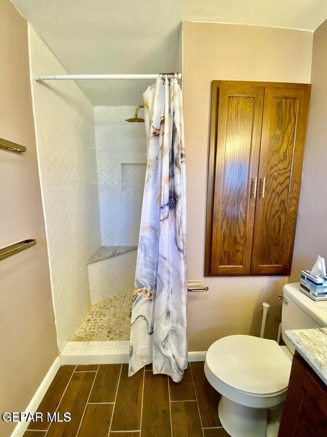 Building Photo - 3213 El Morro Rd