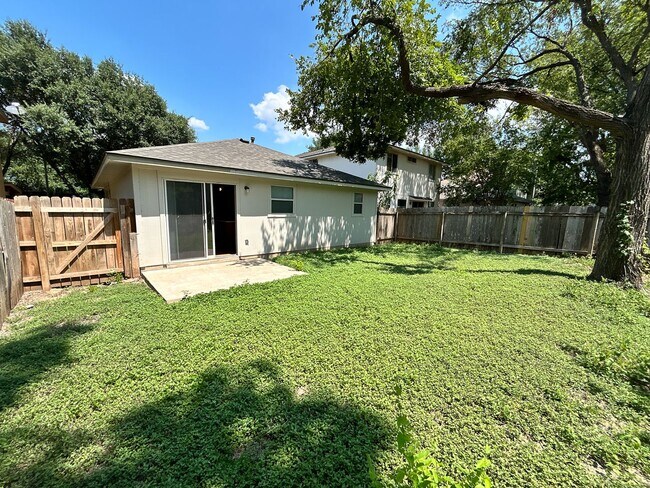 Building Photo - Cozy 3/2 house in Joseph Edward Subdivision
