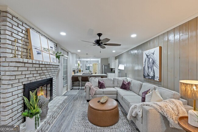 Building Photo - 2984 Blackberry Ln