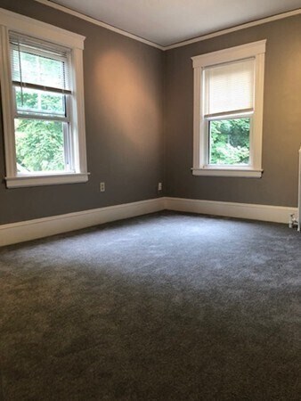 Building Photo - 35 Lawrence St