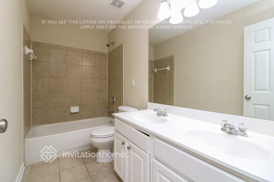 Building Photo - 544 Watercress Dr