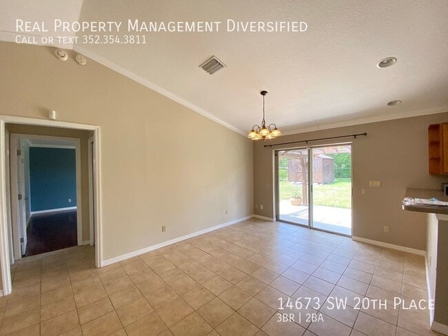 Building Photo - 14673 SW 20th Pl
