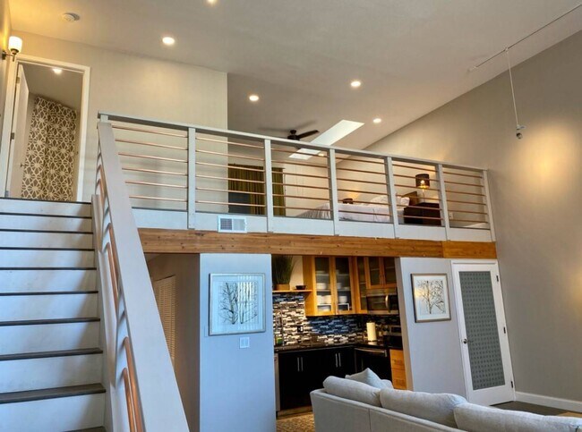 Building Photo - 311 4th St