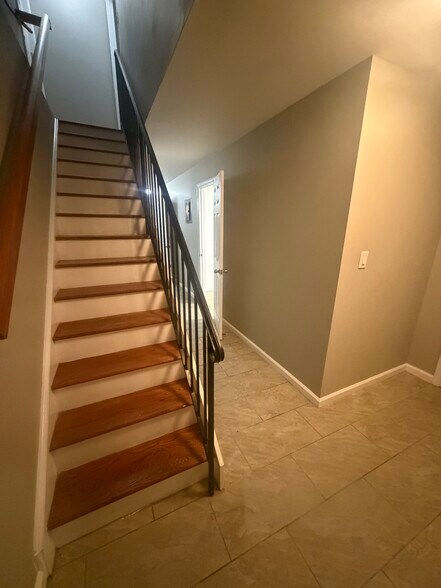 Building Photo - 14738 Springfield Ln