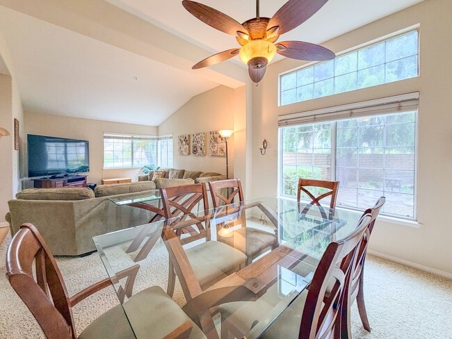 Building Photo - 2300 Bayhill Ct
