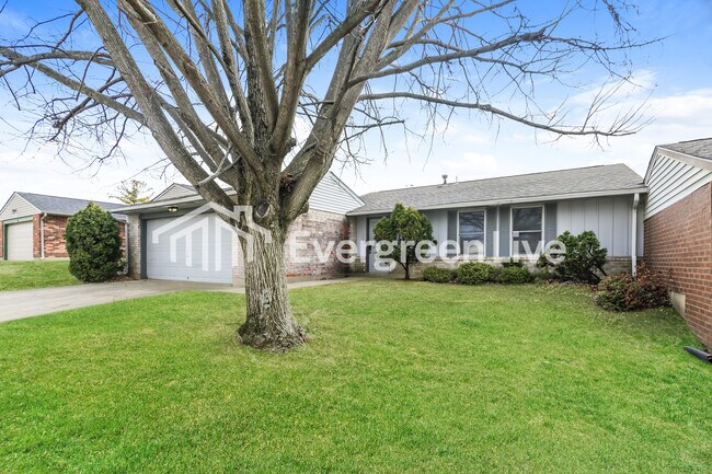 Building Photo - 8615 Baton Rouge Dr