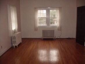 Building Photo - 2619 Jefferson Park Cir