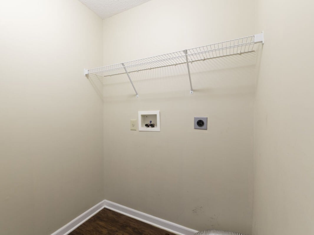 Building Photo - 8475 Amarillo Dr