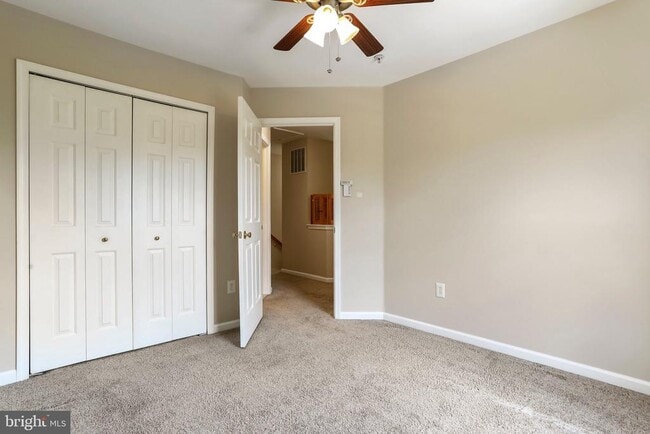 Building Photo - 8818 Papillon Dr