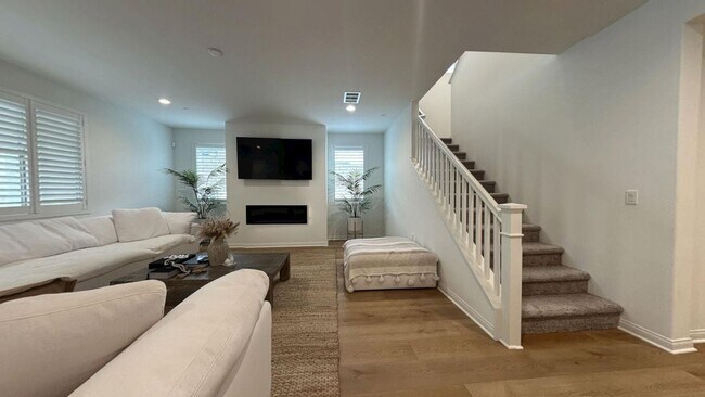Building Photo - 25059 Sand Wedge Dr