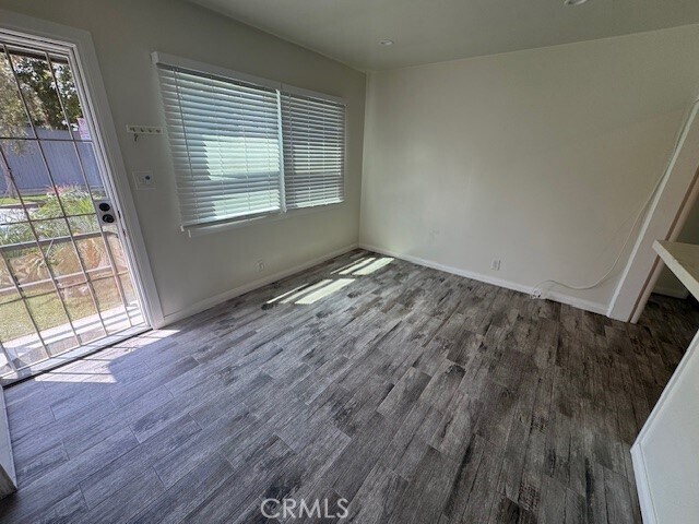 Building Photo - 2854 S Halm Ave