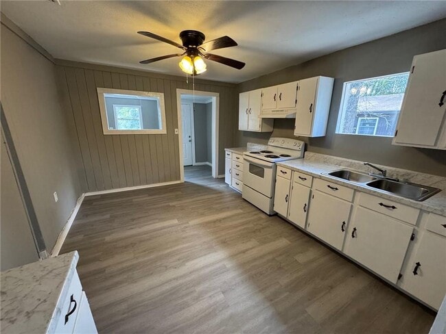 Building Photo - 2853 Josephine St