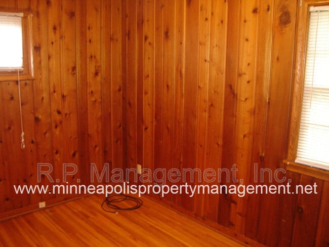 Building Photo - 990 Transit Ave