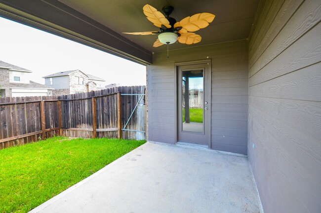 Building Photo - 5539 Kingston Crst Ln