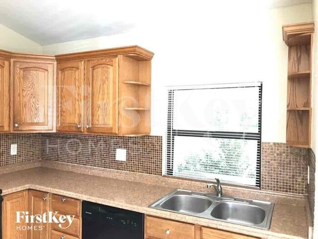 Building Photo - 17365 Homewood Rd