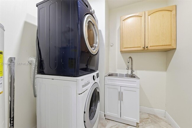 Building Photo - 6344 NW 74th Terrace