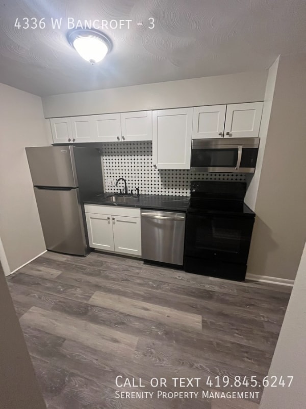 Building Photo - 4336 W Bancroft St