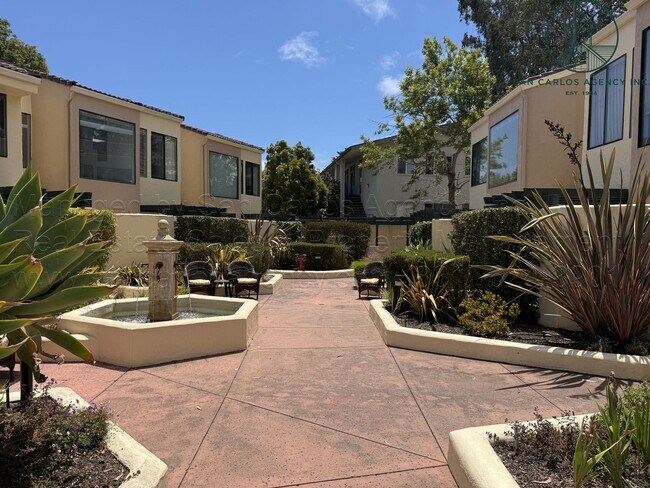Building Photo - Spacious & Updated Two Bedroom Downtown Monterey Condominium
