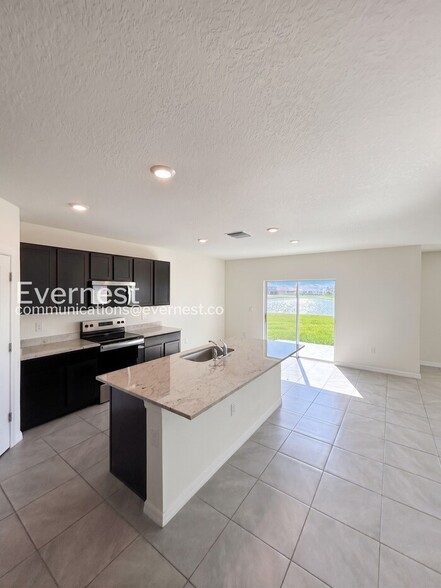 Building Photo - 8332 Juning Cove