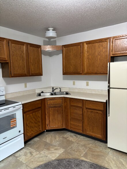 Building Photo - 640 E Hudson St