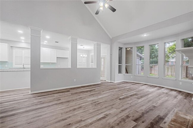 Building Photo - 13556 Anarosa Loop