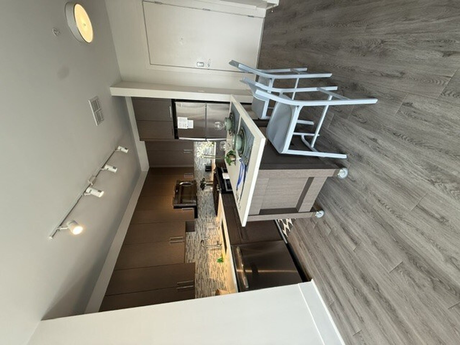 Building Photo - 95 8th St NW