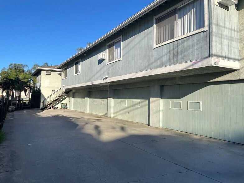 Building Photo - 7638 Newlin Ave