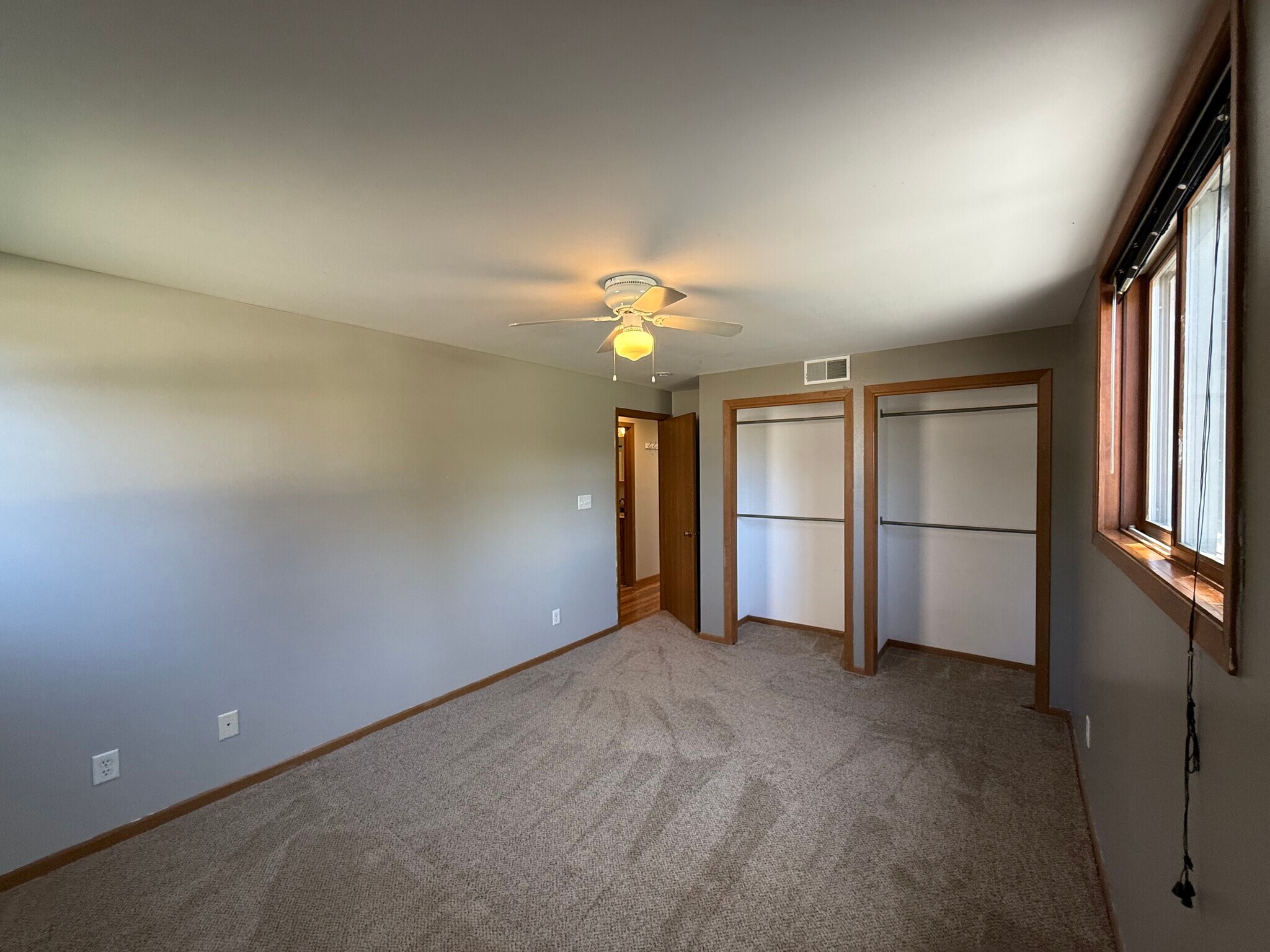 Building Photo - 632 S Colonial Pky