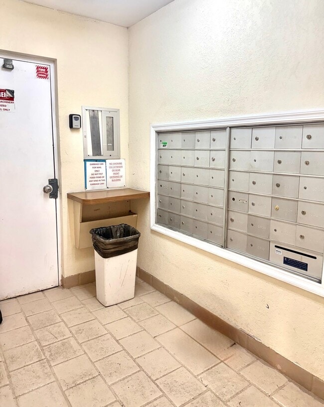 Building Photo - 3050 NW 42nd Ave