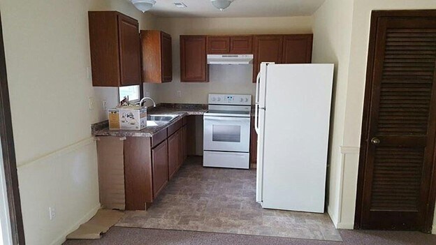 Building Photo - 10522 Oakforest Ct