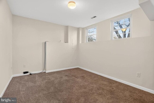 Building Photo - 7207 Solar Walk