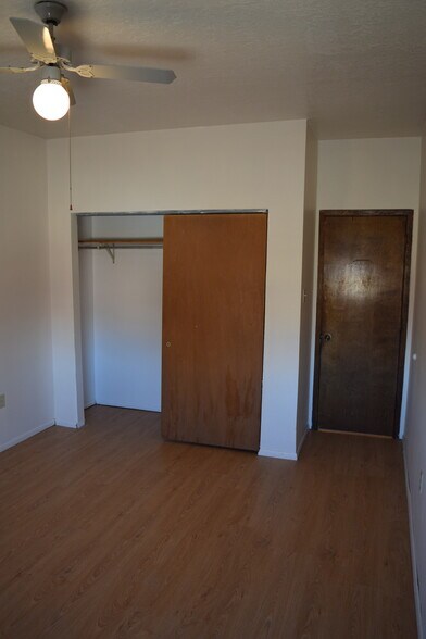 Building Photo - 1937 Sunshine Ter SE