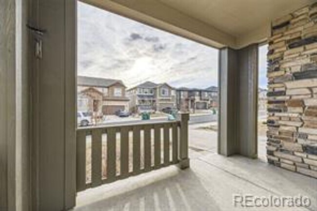 Building Photo - Rent Special!! $600 off the 1st months ren...