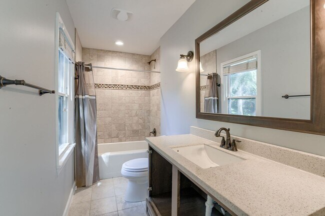Building Photo - A Home With Character Walking Distance To ...