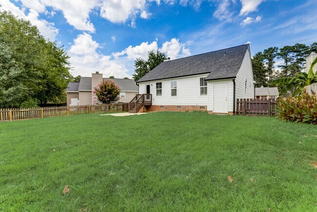 Back - 4112 Cobble Ct