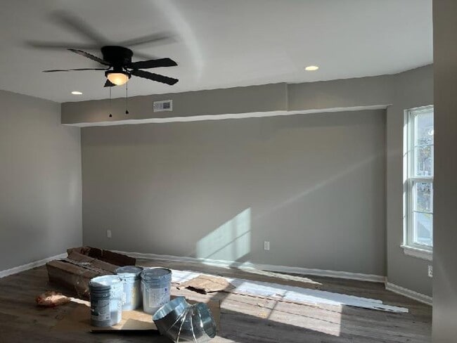 Building Photo - Shelby Park 3 bed 1.5 bath New Construction !