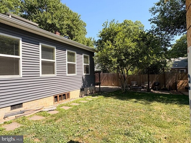 Building Photo - 3517 56th Pl