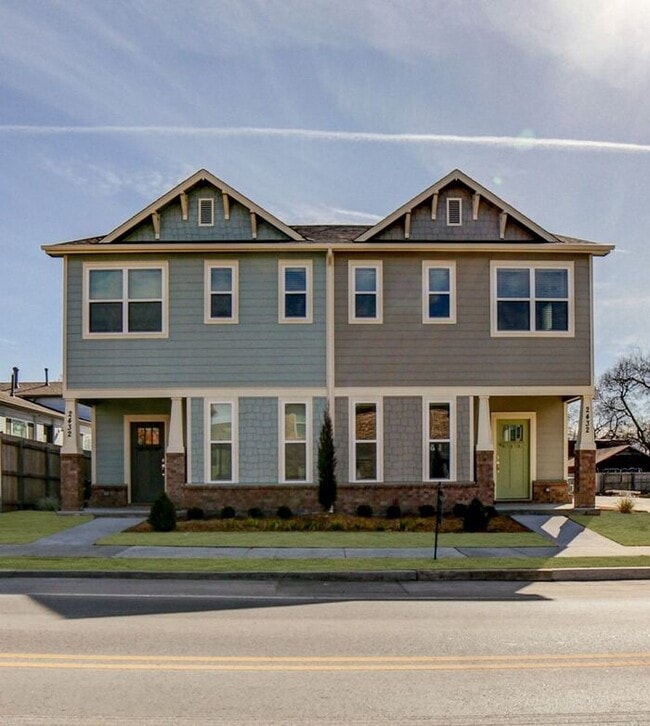 Building Photo - Luxury townhomes near TU and Mother Road M...