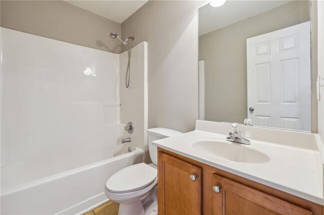 Building Photo - 4978 Berkeley Oak Dr