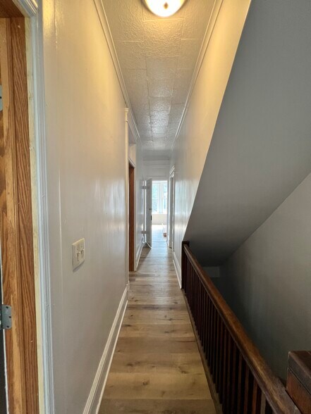 Building Photo - 406 N Glenwood Ave