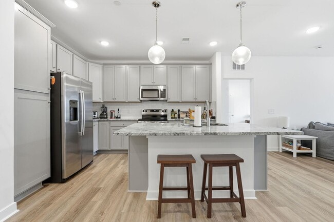 Building Photo - 21950 Garganey Ter