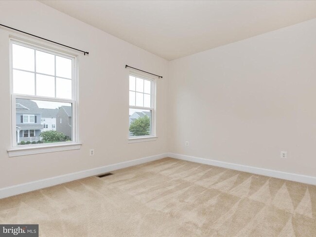 Building Photo - 6684 Muir Dr