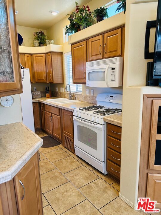 Building Photo - 69333 E Palm Canyon Dr