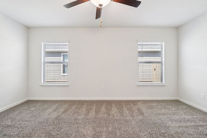 Building Photo - 304 Trinity Trl