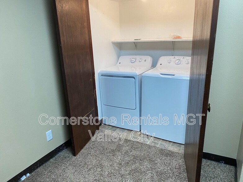 Building Photo - 217 Central Ave S