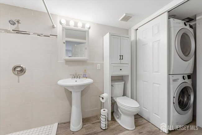 Building Photo - 316 Evergreen Ave