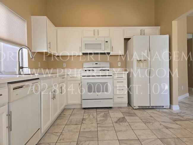 Building Photo - 7217 Sun Cove Cir
