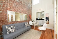 Building Photo - 692 10th Ave