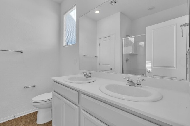 Building Photo - 6919 Feather Hl St