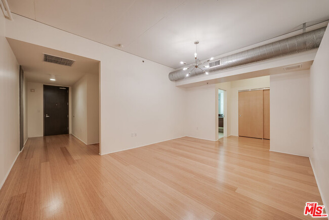 Building Photo - 1111 S Grand Ave